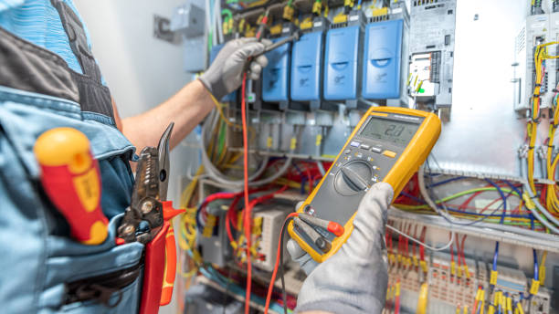 Best Licensed Electrician  in Chesterland, OH